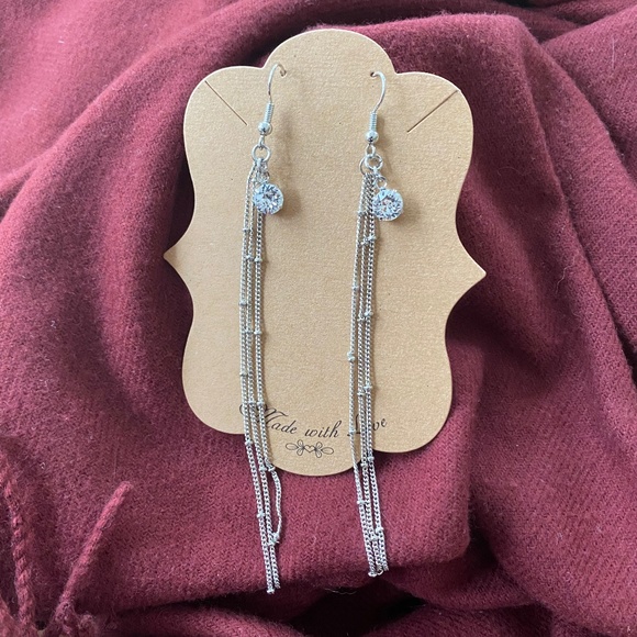 Earrings - Picture 1 of 1